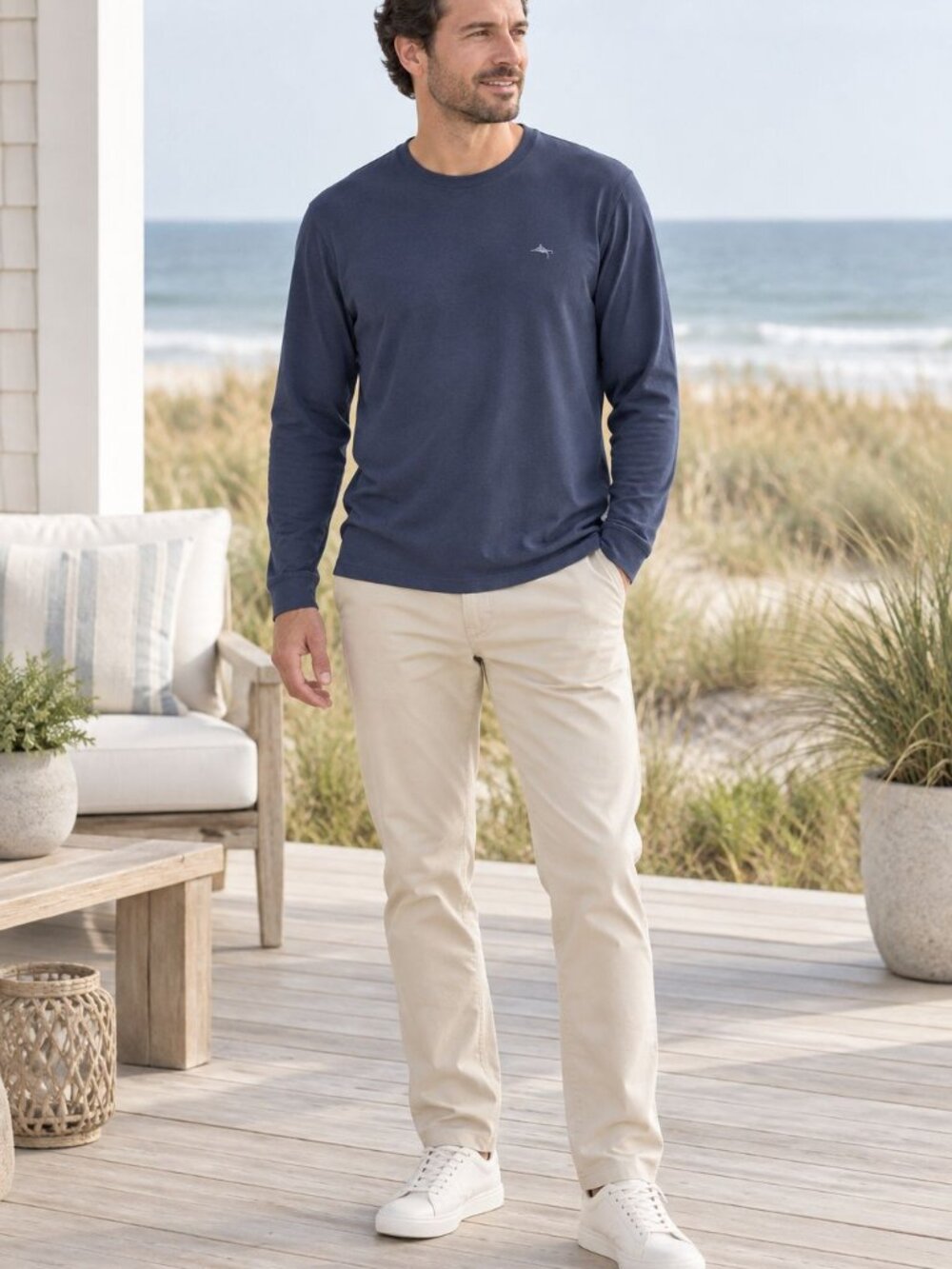 Tommy Bahama L Navy Long Sleeve Crewneck Sweatsshirt Coastal Minimalist Casaul